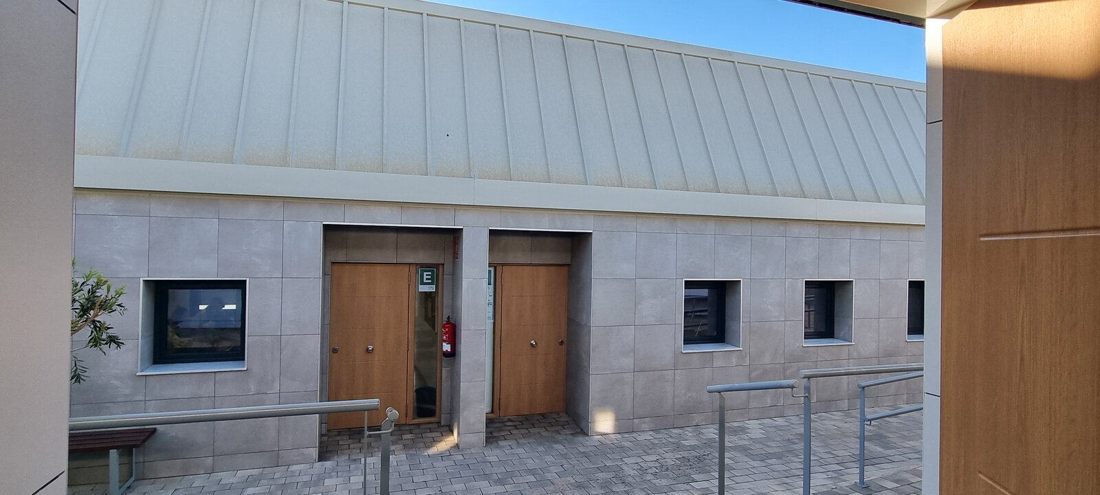 Aulas E y F en aulario