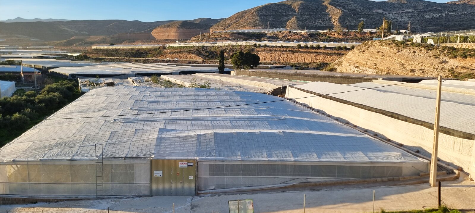 Vista aérea de naves 3 y 4 orientación noroeste